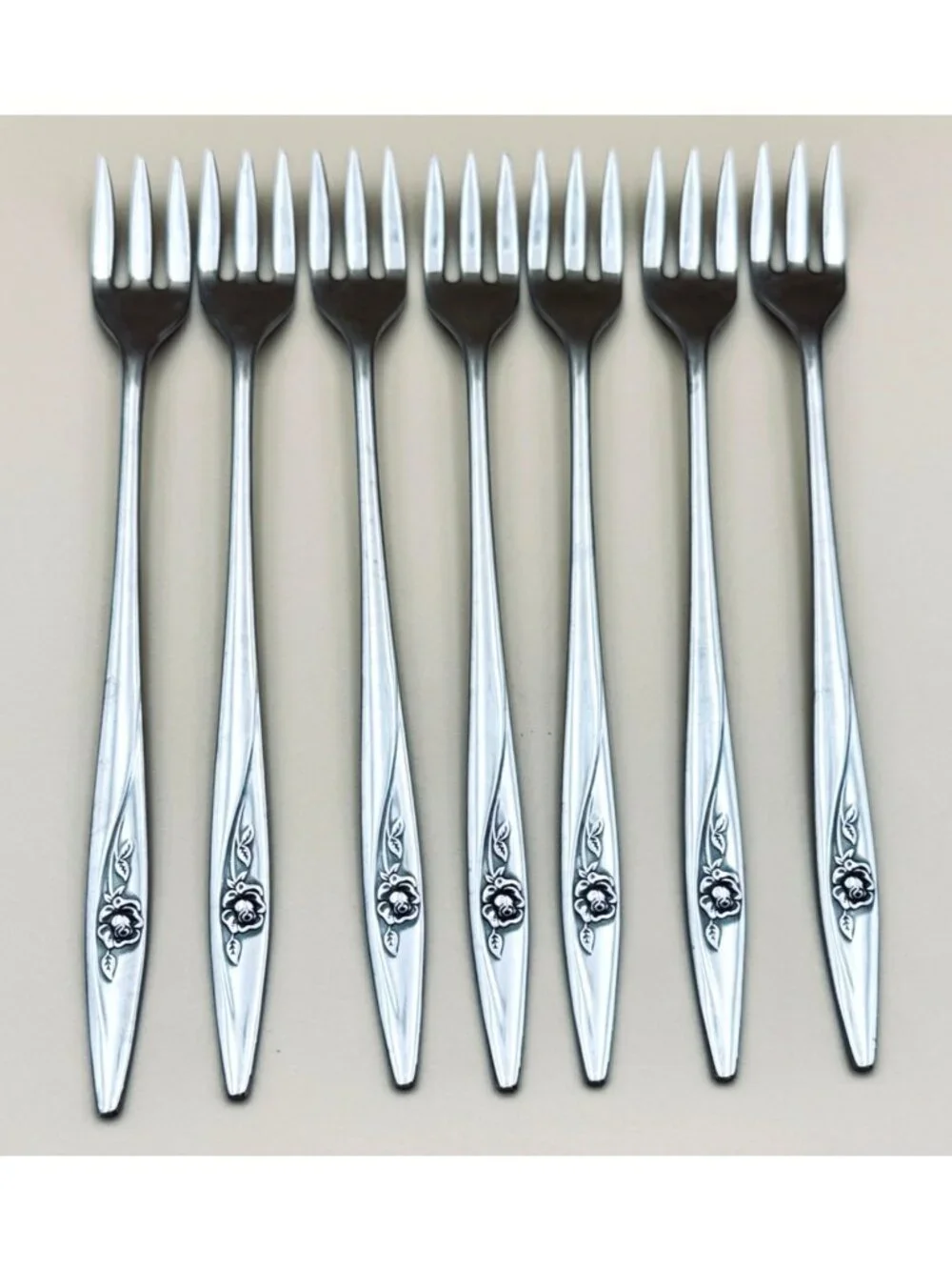 7 - Oneidacraft Oneida Deluxe LASTING ROSE Cocktail Seafood Forks Stainless Stee